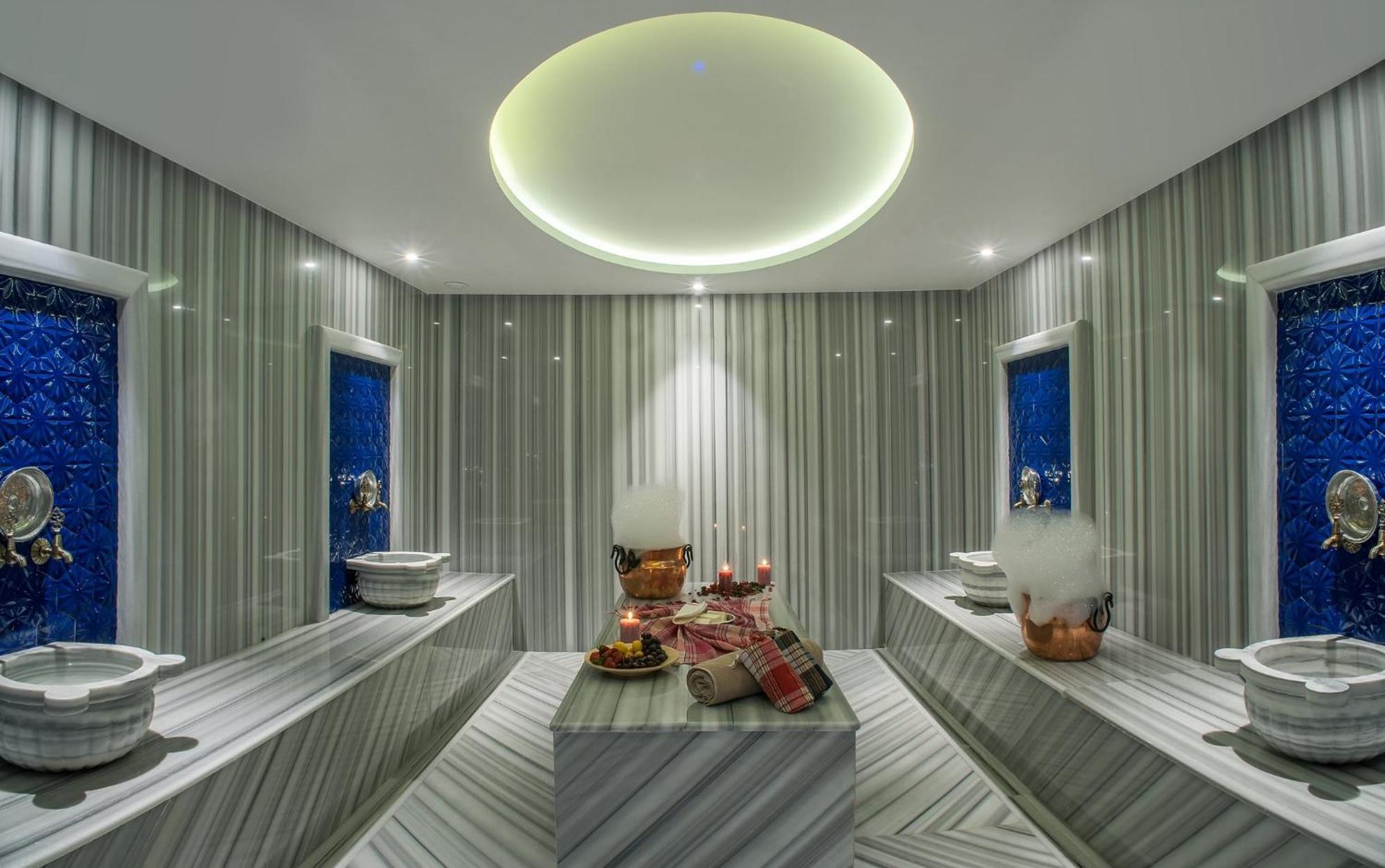 Holiday Inn Istanbul - Tuzla Bay By Ihg Exterior foto